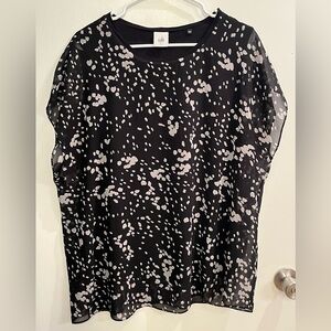 Cabi Black and White Patterned Top, size Large